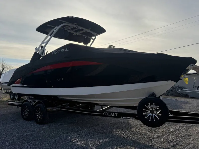 Slide: The Image of Cobalt R6 Surf 2026 - 3