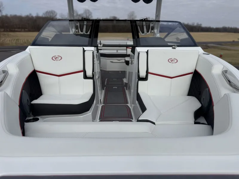 Slide: The Image of Cobalt R6 Surf 2026 - 5