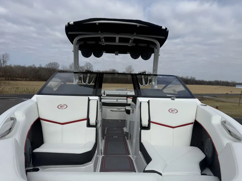 Slide: The Image of Cobalt R6 Surf 2026 - 7