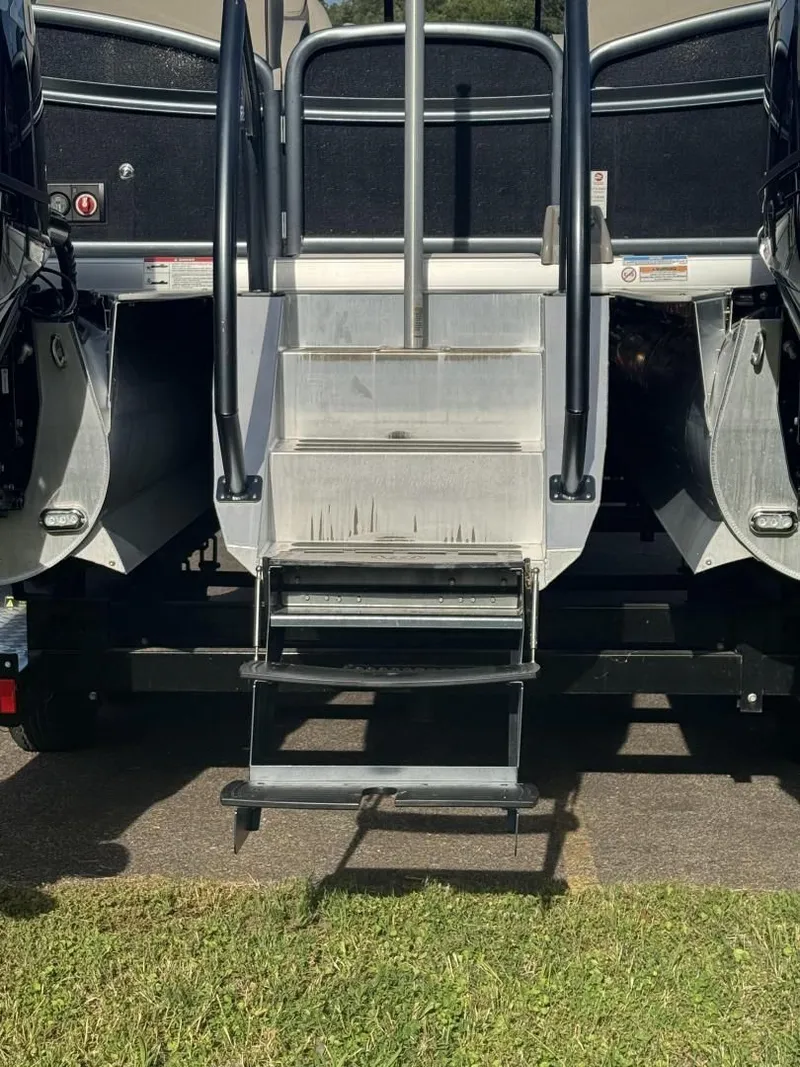 Slide: The Image of Premier 270 S-Series RF 2021 - 10