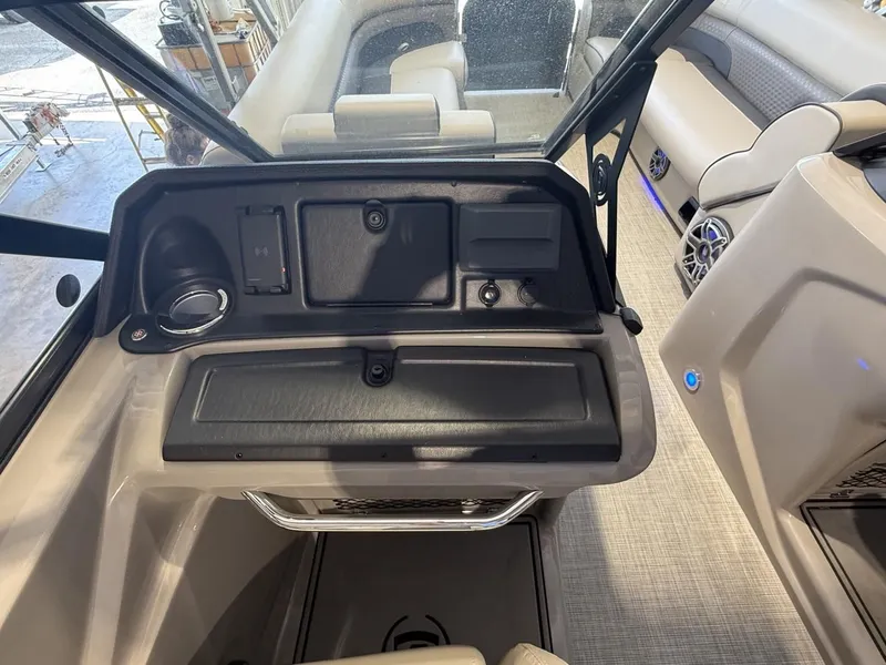 Slide: The Image of Premier 270 S-Series RF 2021 - 14