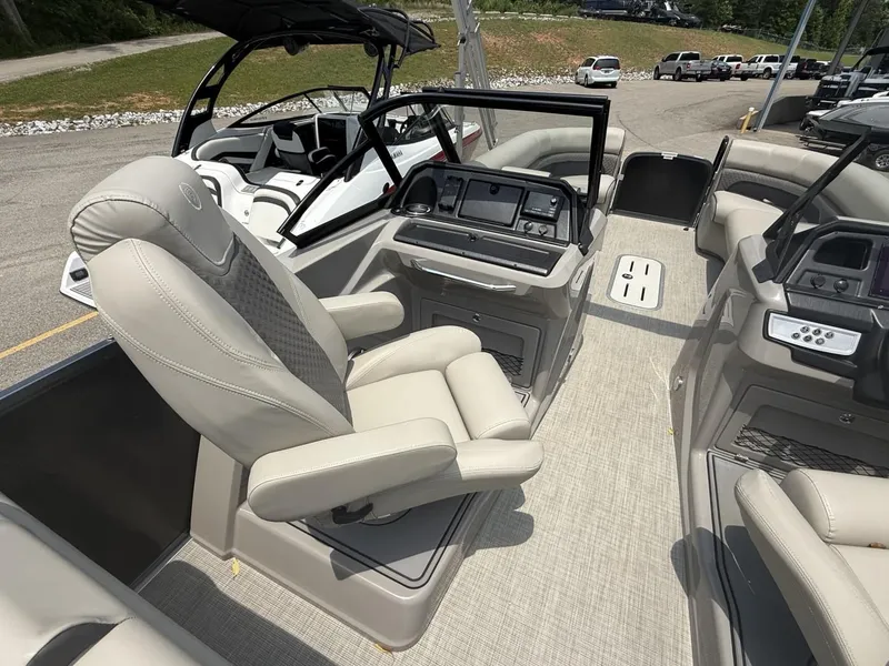 Slide: The Image of Premier 270 S-Series RF 2021 - 26