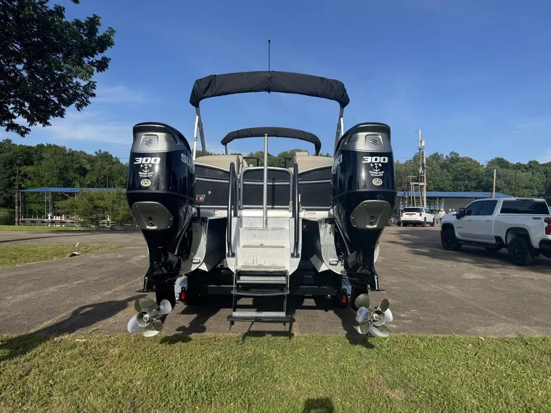 Slide: The Image of Premier 270 S-Series RF 2021 - 4