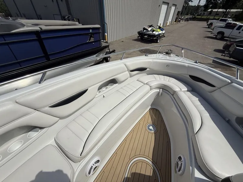 Slide: The Image of Crownline Boats 288 BR 2005 - 11