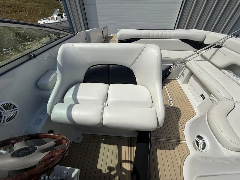 Slide: The Image of Crownline Boats 288 BR 2005 - 9