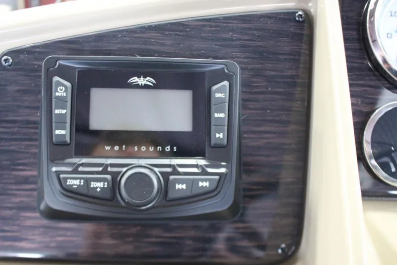 Slide: The Image of Sylvan Mirage X3 CLZ 2025 - 15