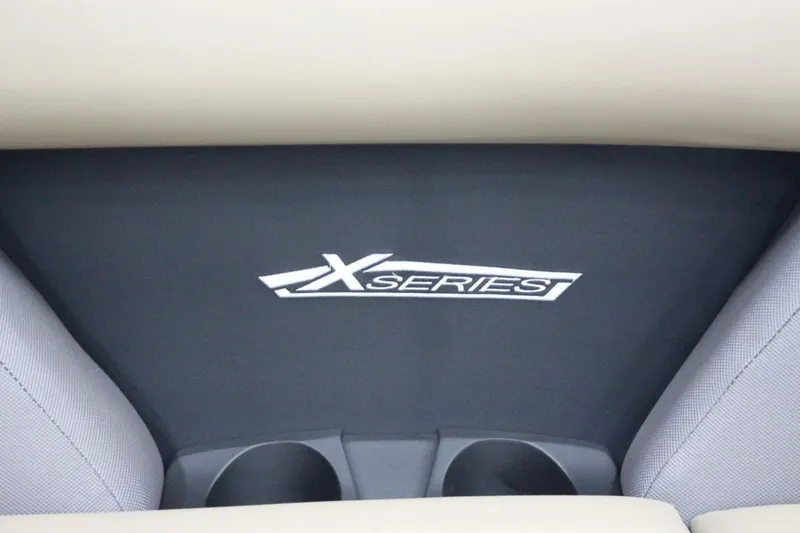 Slide: The Image of Sylvan Mirage X3 CLZ 2025 - 5