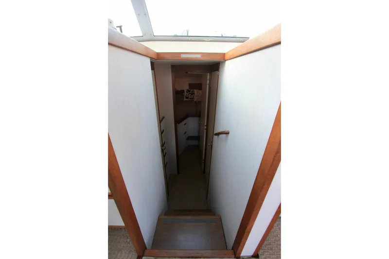 Slide: The Image of Companionway. - 39