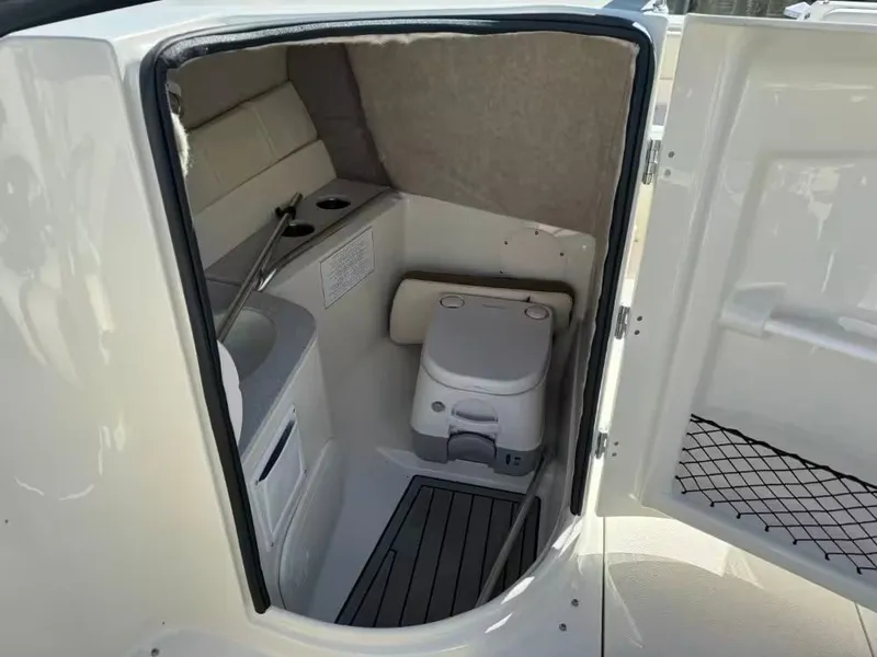 Slide: The Image of Stingray 211 DC 2024 - 12