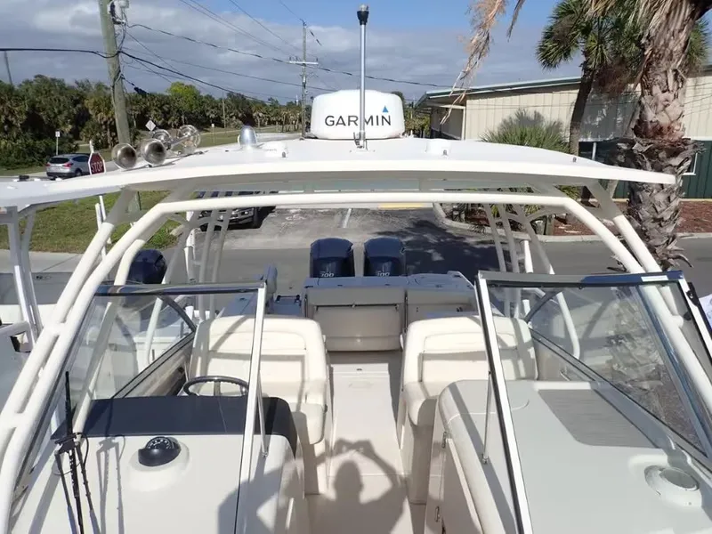 Slide: The Image of Grady-White Freedom 285 2021 - 12