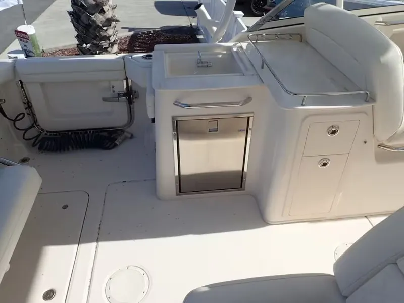 Slide: The Image of Grady-White Freedom 285 2021 - 7