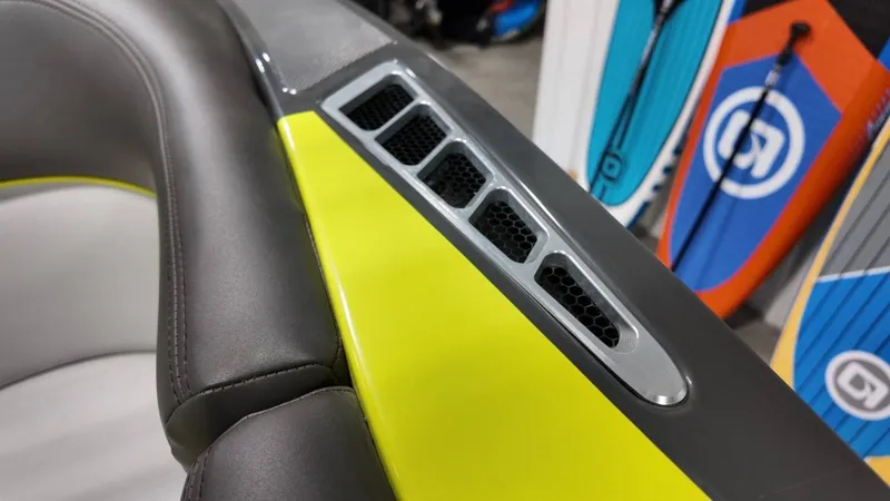 Slide: The Image of MasterCraft XT22 2018 - 62