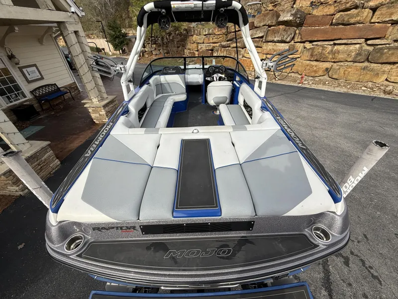 Slide: The Image of Moomba Mojo 2015 - 12