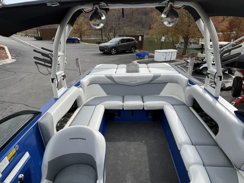 Slide: The Image of Moomba Mojo 2015 - 15