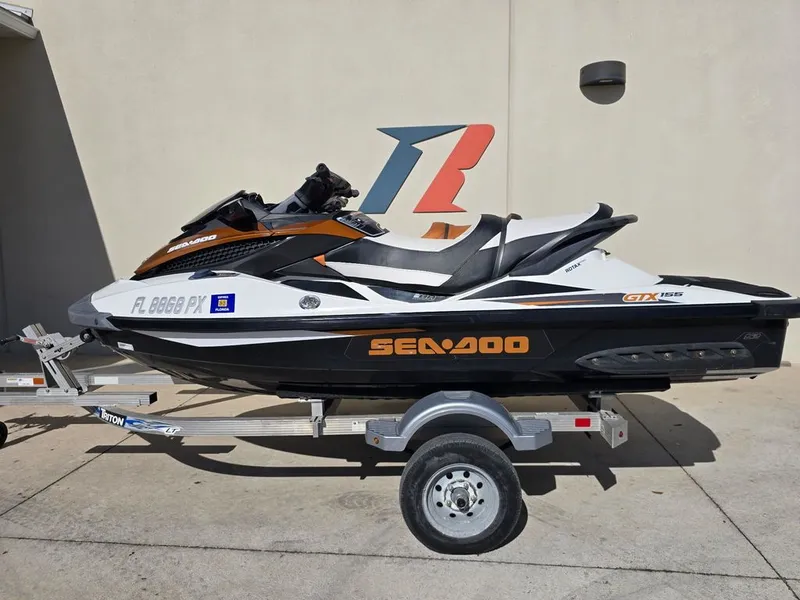 Slide: The Image of Sea-Doo GTX 155 2015 - 0