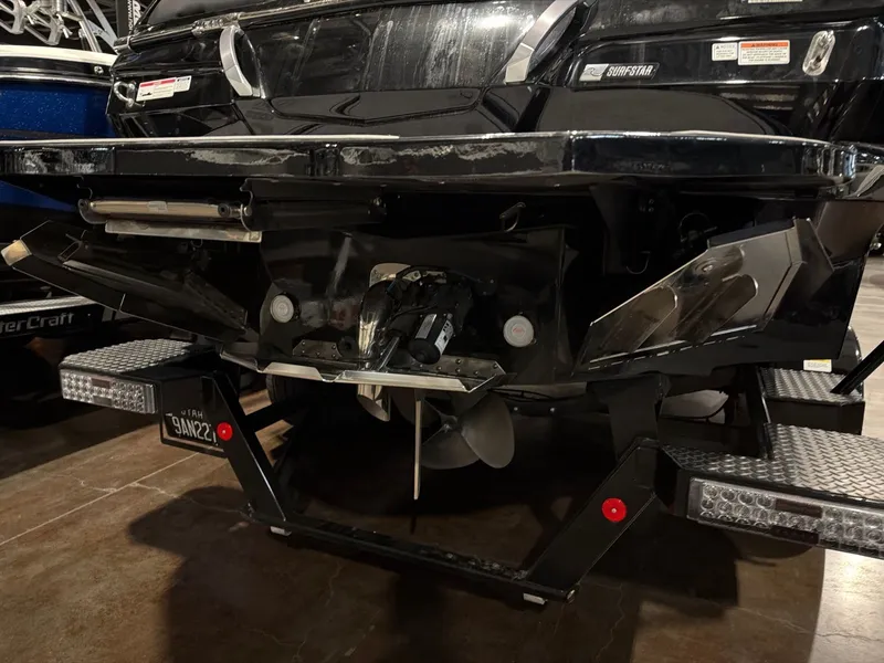 Slide: The Image of MasterCraft X24 2022 - 5