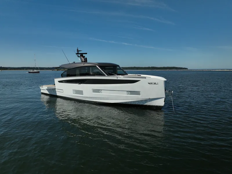 Slide: The Image of Azimut Seadeck 6 2027 - 45
