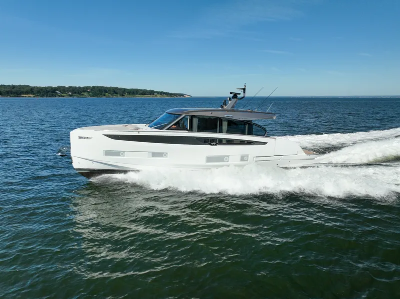 Slide: The Image of Azimut Seadeck 6 2027 - 34