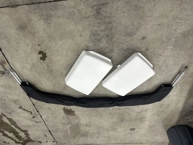 Slide: The Image of Yamaha 252S 2024 - 18