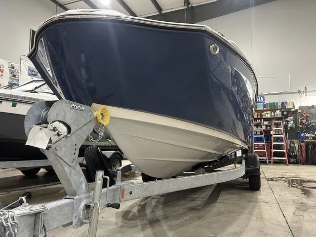 Slide: The Image of Yamaha 252S 2024 - 3