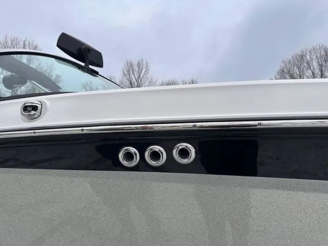 Slide: The Image of MasterCraft X24 2021 - 50