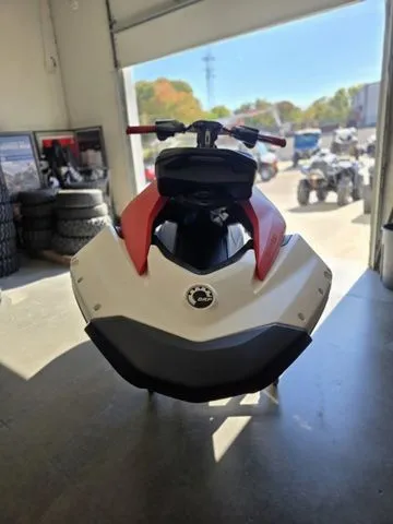 Slide: The Image of Sea-Doo Spark Trixx for 1 2026 - 19