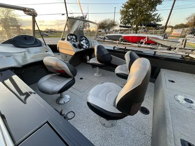 Slide: The Image of Tracker Targa 18 WT 2013 - 12