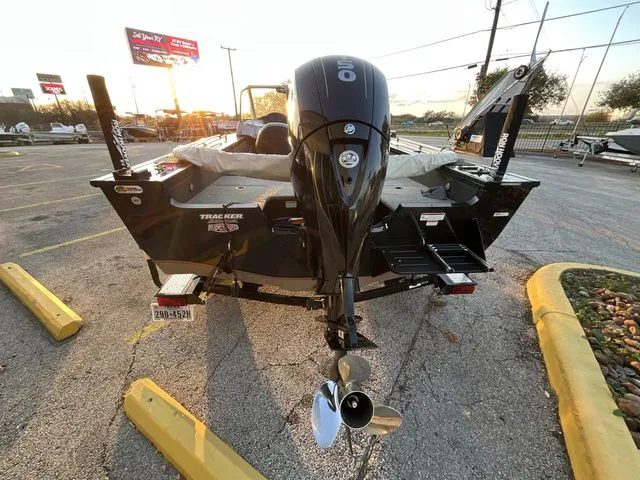 Slide: The Image of Tracker Targa 18 WT 2013 - 3