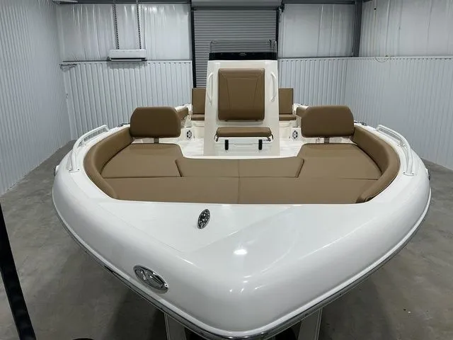 Slide: The Image of Skeeter SX2550 2026 - 5