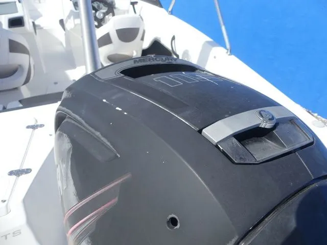 Slide: The Image of Tahoe 450 TS 2019 - 9