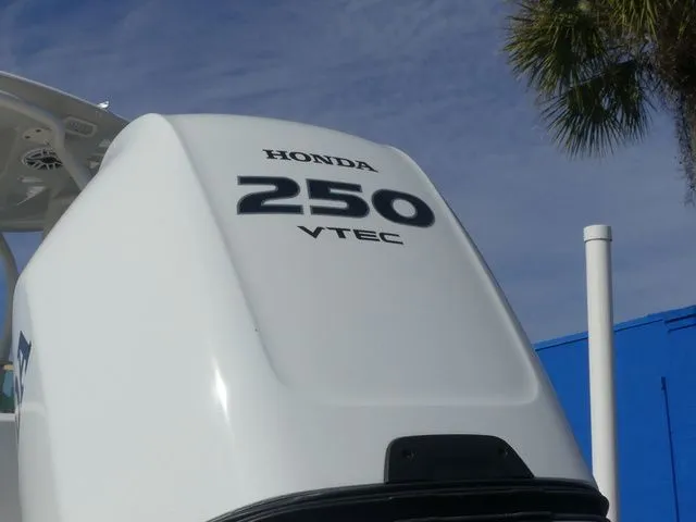 Slide: The Image of Cobia 240DC 2021 - 10