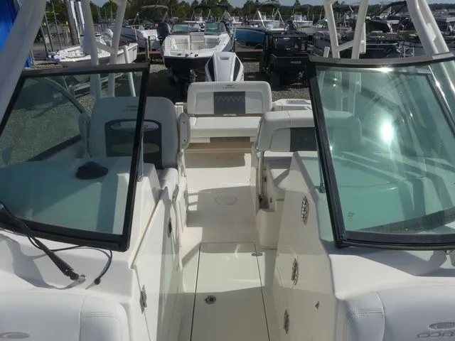 Slide: The Image of Cobia 240DC 2021 - 14