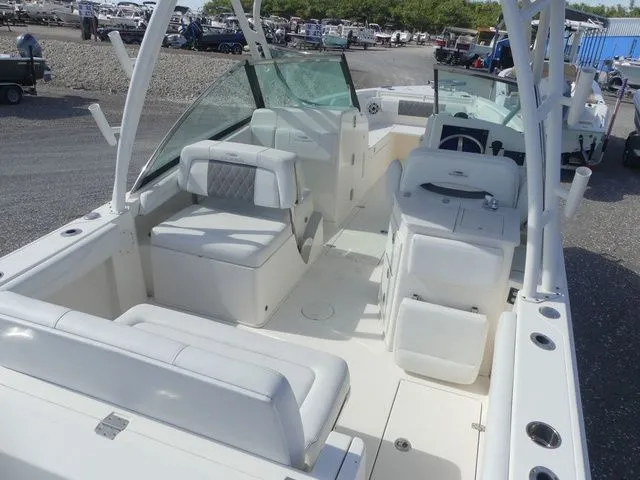 Slide: The Image of Cobia 240DC 2021 - 32