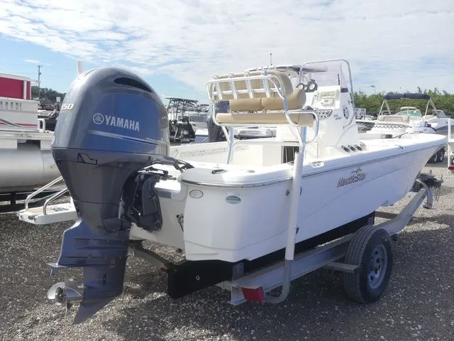 Slide: The Image of NauticStar 2140 Shallow Bay 2019 - 4