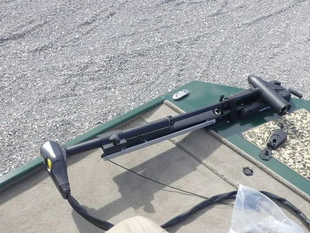 Slide: The Image of Tracker Bass Tracker Classic Limited 2026 - 13