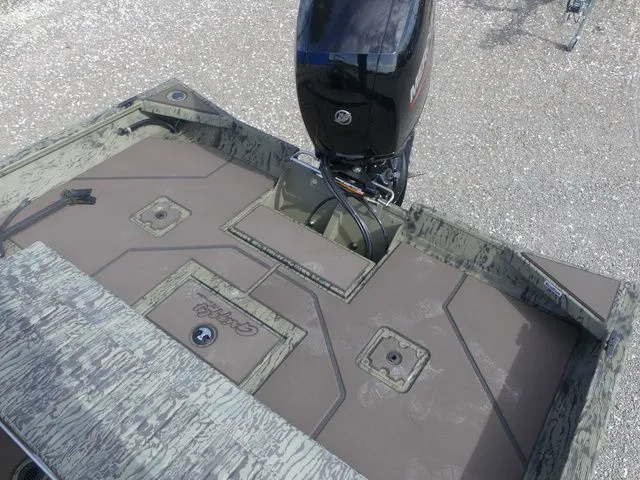 Slide: The Image of Tracker GRIZZLY® 2072 CC Sportsman 2026 - 16