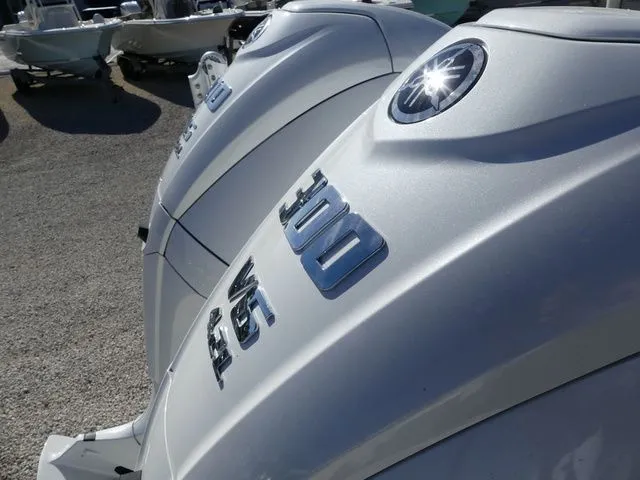 Slide: The Image of Shearwater 270 SS Open Carolina 2026 - 7