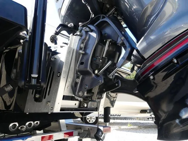 Slide: The Image of Shearwater X22 Hybrid 2026 - 6