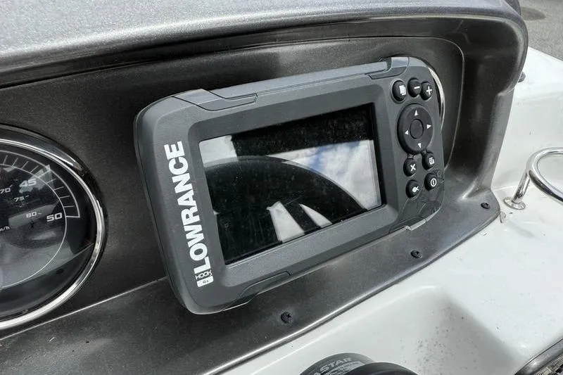 Slide: The Image of Lowrance fishfinder on 2021 Hurricane SunDeck Sport 201 OB boat dashboard. - 7