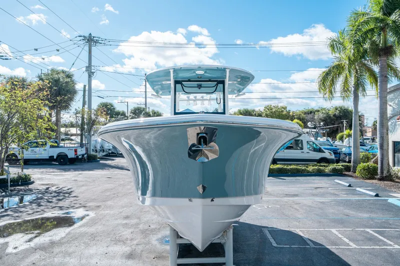 Slide: The Image of Sea Hunt Ultra 285 FS 2026 - 7