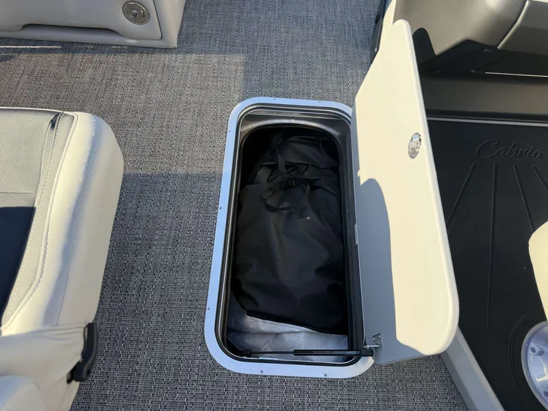 Slide: The Image of Barletta Cabrio C22UC 2026 - 29