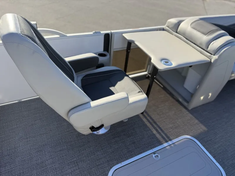 Slide: The Image of Barletta Cabrio C22UC 2026 - 33