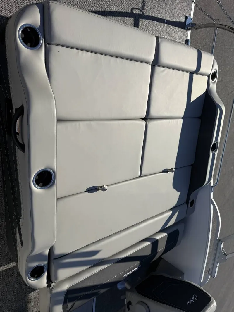 Slide: The Image of Barletta Cabrio C22UC 2026 - 35