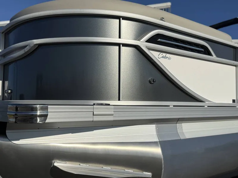 Slide: The Image of Barletta Cabrio C22UC 2026 - 46