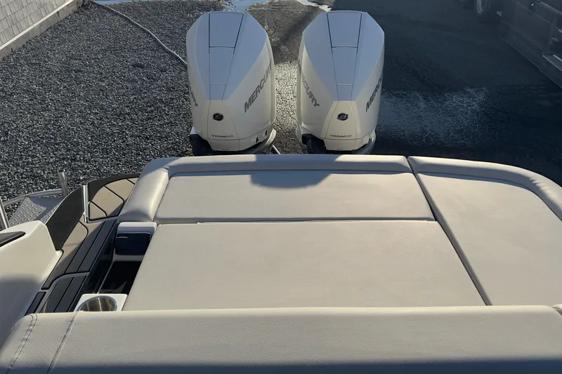 Slide: The Image of 2026 Sea Ray SLX 280 Outboard with Mercury engines, rear view. - 13