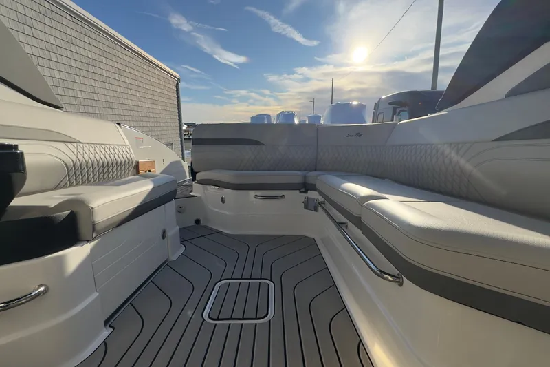 Slide: The Image of Interior of 2026 Sea Ray SLX 280 Outboard at sunset. - 21