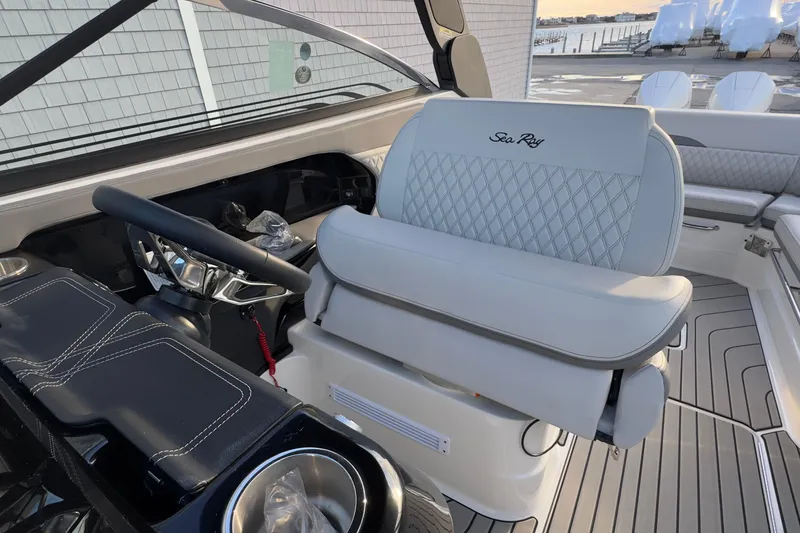 Slide: The Image of Interior of 2026 Sea Ray SLX 280 Outboard with luxurious seating area. - 29