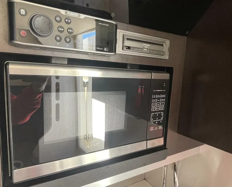 Slide: The Image of Scout 380LXF 2019 - 38