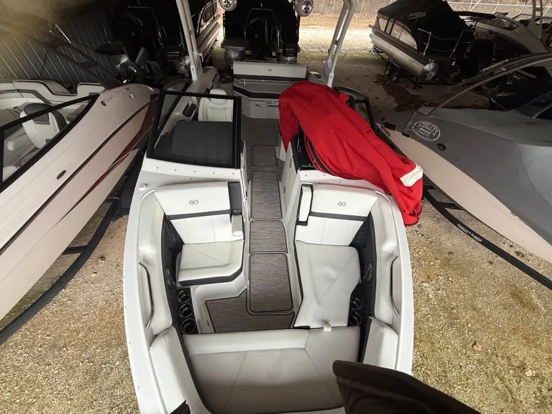 Slide: The Image of Cobalt R6 2025 - 16