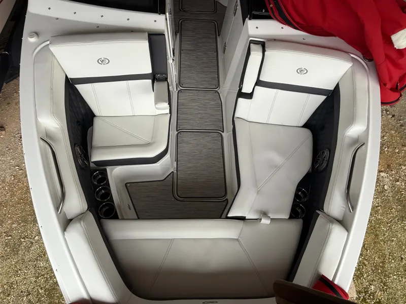 Slide: The Image of Cobalt R6 2025 - 6